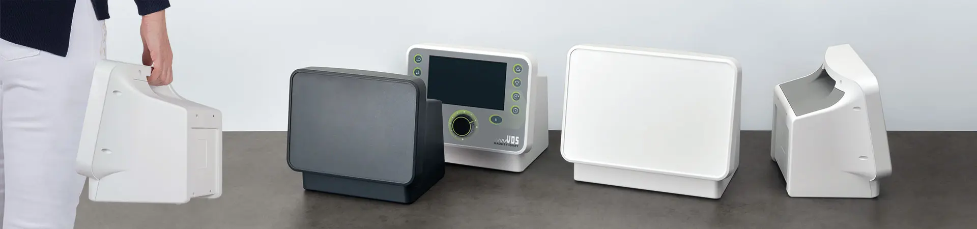 COMMUNITEC enclosures with handle