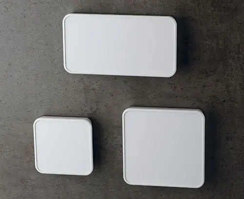 Elegant wall-mounted enclosure in 3 sizes