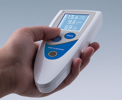 STYLE-CASE handheld enclosures for medical patient monitoring devices